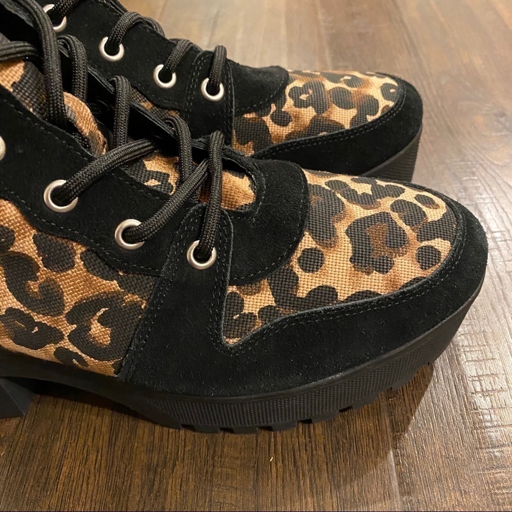 Steve Madden Platform Leopard Print Hiker Boot - Picture 8 of 12